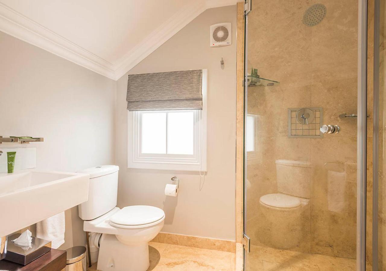 The Avondale Boutique Hotel Durban Room photo